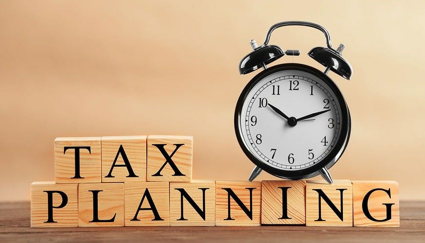 Tax Preparation vs Tax Planning: Why Both Are Essential for Smarter Tax Management